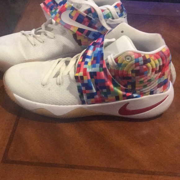 Multicolored Kyrie tennis shoes main image 6